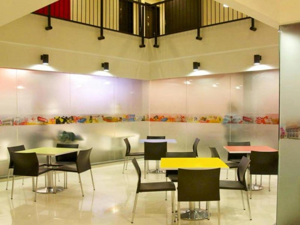 Amaris Hotel Амбон Екстер'єр фото